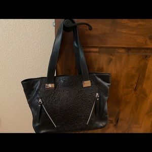 Very nice b.makowsky shoulder bag